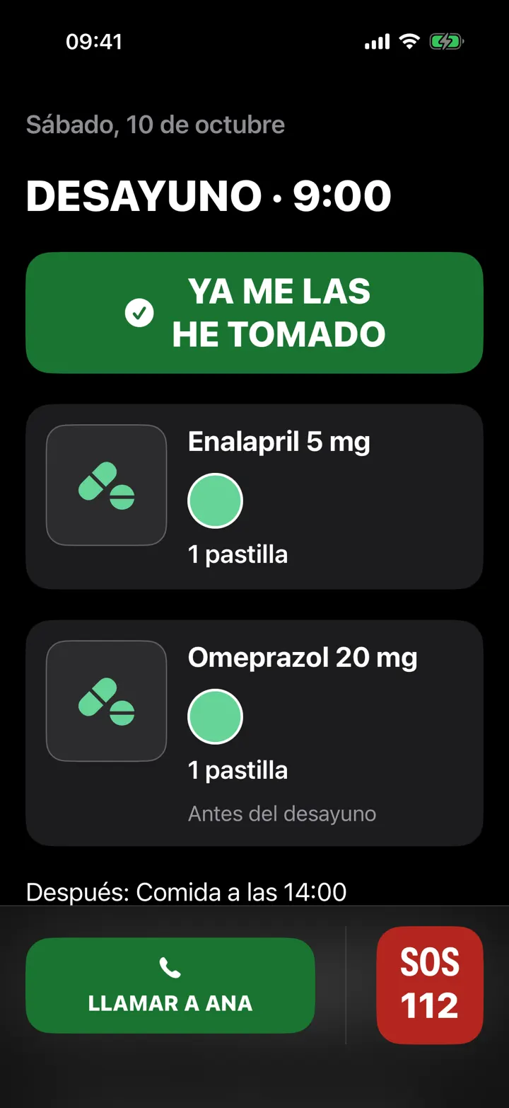 La misma pantalla de la persona mayor en modo oscuro